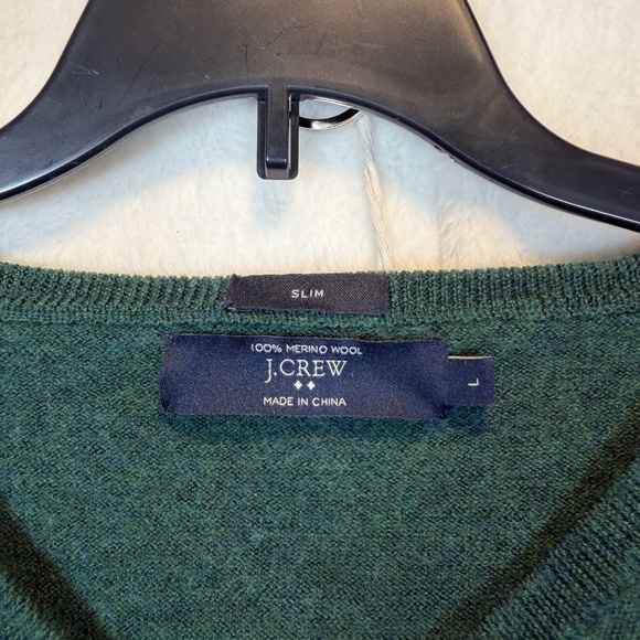 J Crew Sweater Mens Size Large Hunter Green 100% Merino V-Neck Slim Fit - Picture 3 of 8